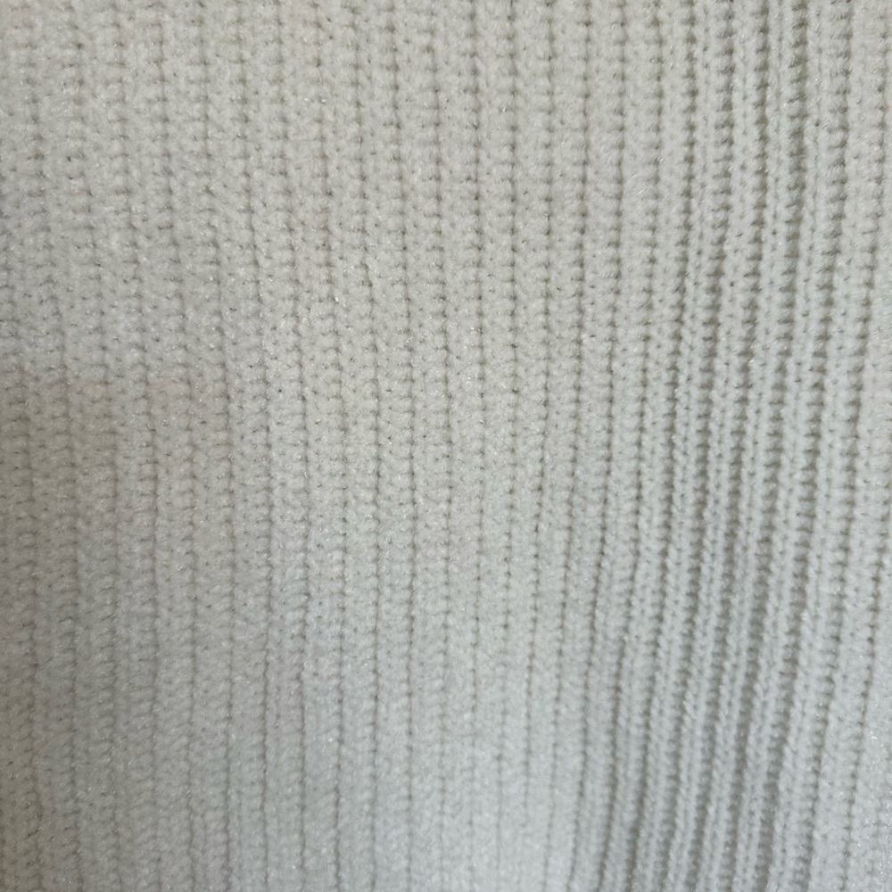 Luck Brand Women's Vanilla V-Neck Chenille Sweater - Picture 7 of 7